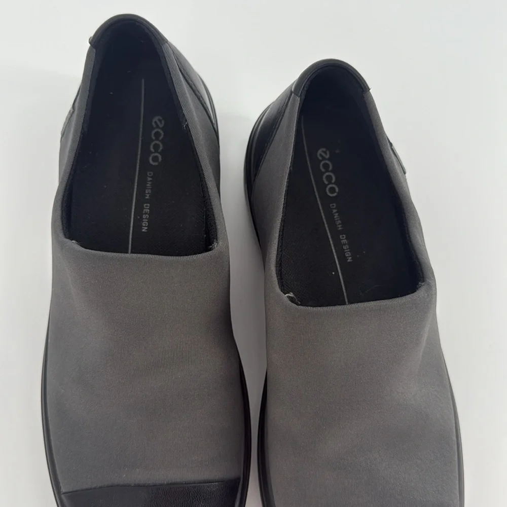 ECCO Gore-Tex Slip On Shoes Women's Size 7 Wide Width Black Wedge